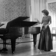 Eliana Fe in 'Concert'